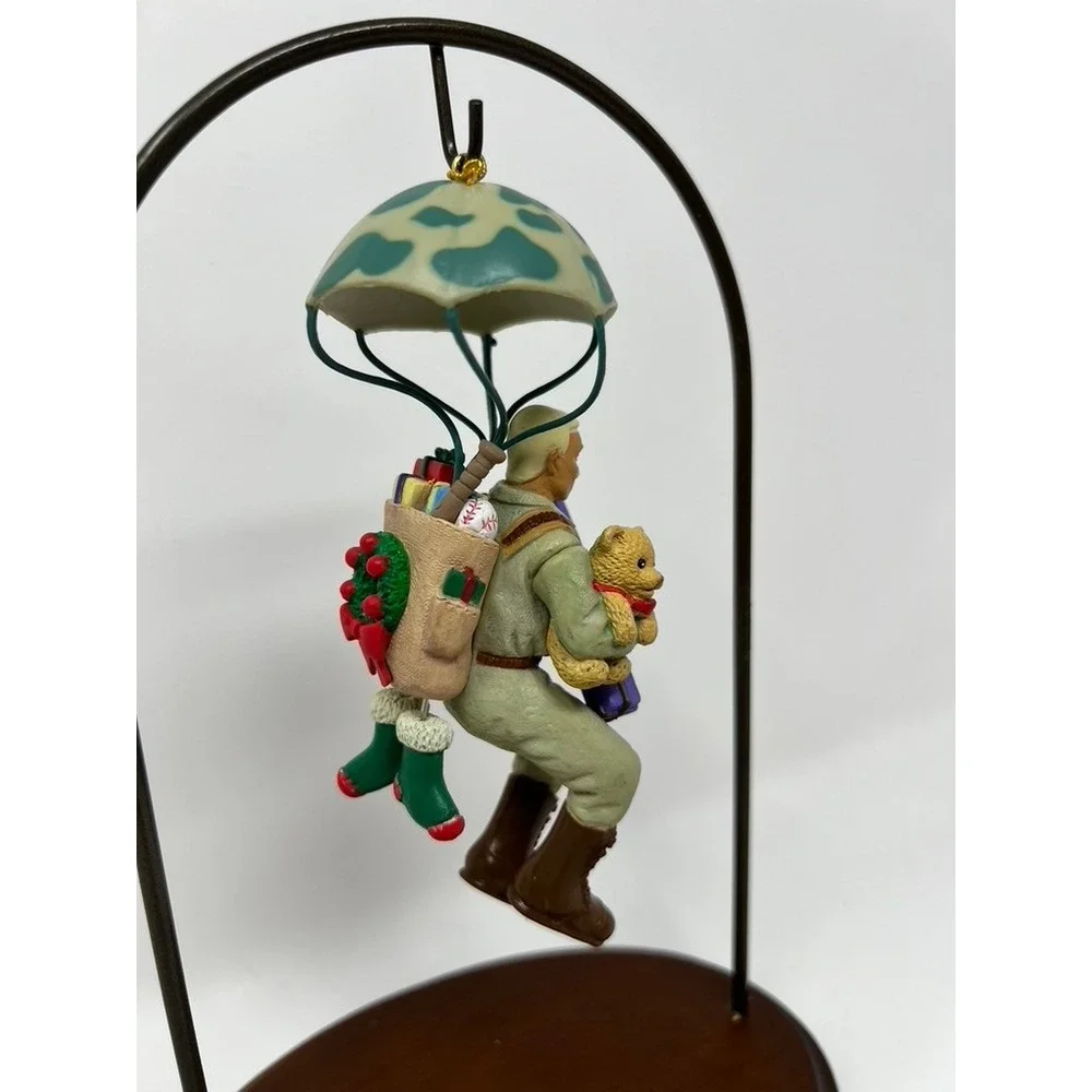 Enesco G.I. Joe Loves Christmas Ornament Unisex OS Green Excellent 1997 Limited